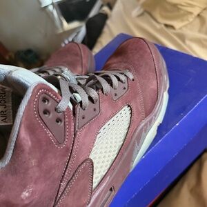 Retro 5 burgundy size 13